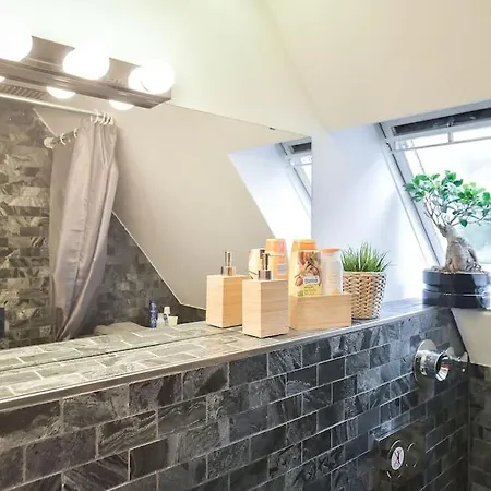 Zweistöckiger Traum über Den Dächern Stuttgarts Apartamento