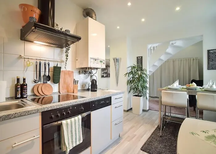 Zweistoeckiger Traum Ueber Den Daechern Stuttgarts Lejlighed Stuttgart