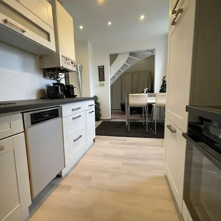 Apartmán Zweistoeckiger Traum Ueber Den Daechern Stuttgarts *